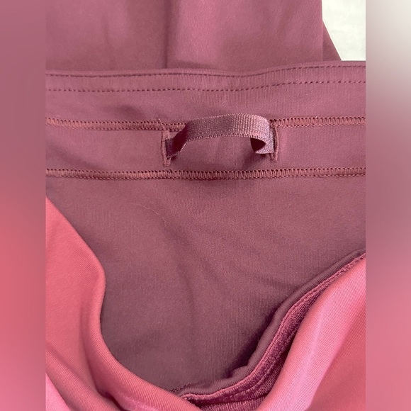 Lululemon‎ Colour Me Ombre Crop Leggings Size 8 in Burgundy EUC! - Picture 4 of 7